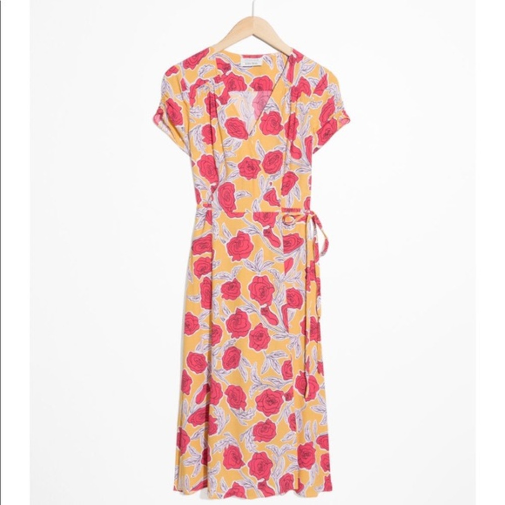 & Other Stories Dress Floral Printed Wrap Dress in Rose Print